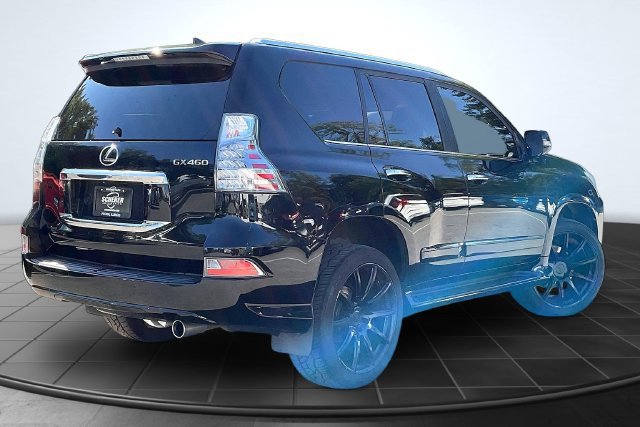 Used 2017 Lexus GX 460 Premium w/ Premium Package AWD/4WD image 2