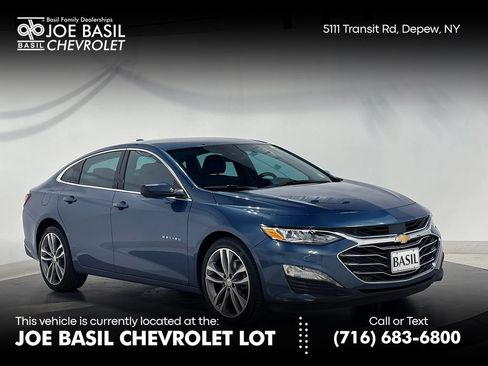 Used 2024 Chevrolet Malibu LT FWD image 1