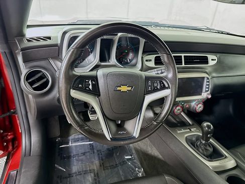 Used 2014 Chevrolet Camaro SS RWD image 3