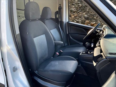 Used 2020 RAM ProMaster City Tradesman SLT image 7