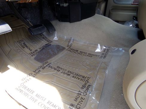 Used 2005 Ford F150 Lariat image 14