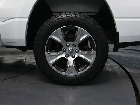 Used 2019 RAM 1500 Big Horn AWD/4WD image 13