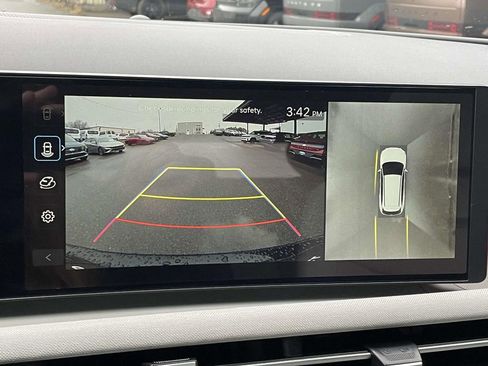 New 2026 Hyundai Tucson Limited image 28