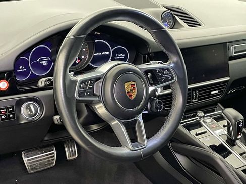 Used 2021 Porsche Cayenne GTS image 4