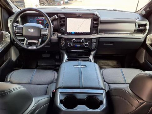 Used 2026 Ford F250 Platinum AWD/4WD image 4