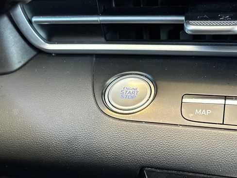 Used 2023 Hyundai Elantra SEL w/ Convenience Package FWD image 21