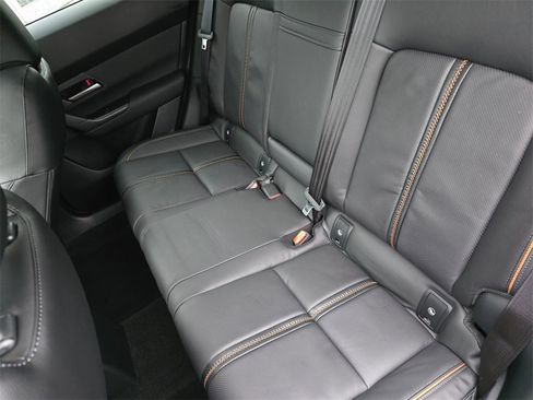 Used 2025 MAZDA CX-50 AWD 2.5 Hybrid w/ Weather Package image 19