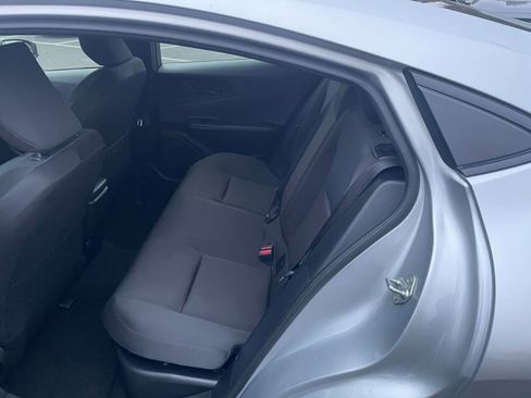 Used 2025 Toyota Prius LE image 25