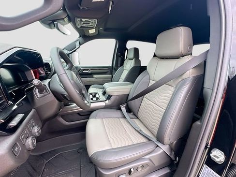 New 2026 Chevrolet Silverado 2500 ZR2 image 22
