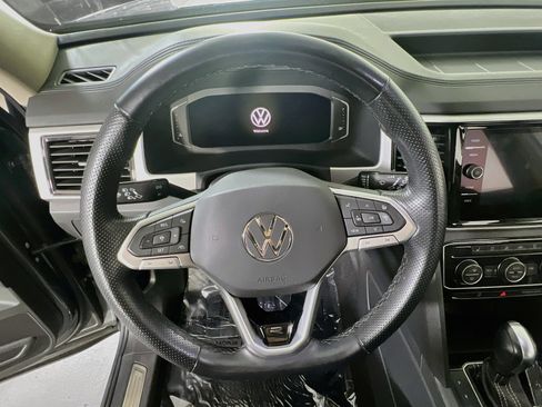 Used 2022 Volkswagen Atlas SEL Premium AWD/4WD image 11
