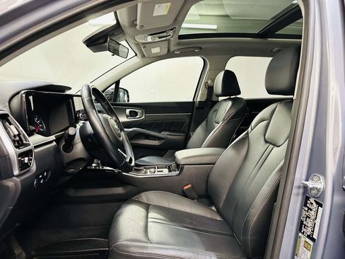 Used 2021 Kia Sorento SX AWD/4WD image 18