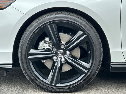 Used 2024 Honda Accord Sport image 31