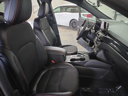 Used 2025 Ford Escape ST-Line AWD/4WD image 10
