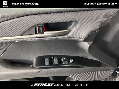 Used 2026 Toyota Camry SE w/ Convenience Package image 24