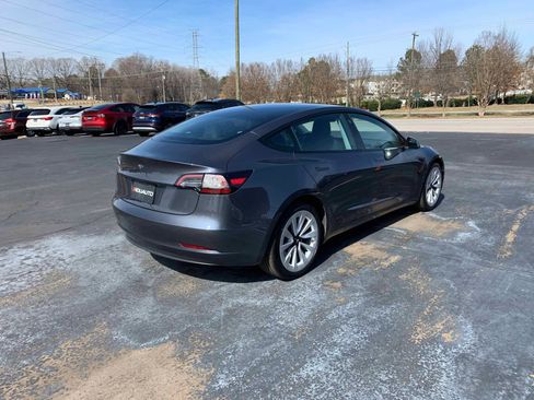 Used 2023 Tesla Model 3 Standard Range image 11