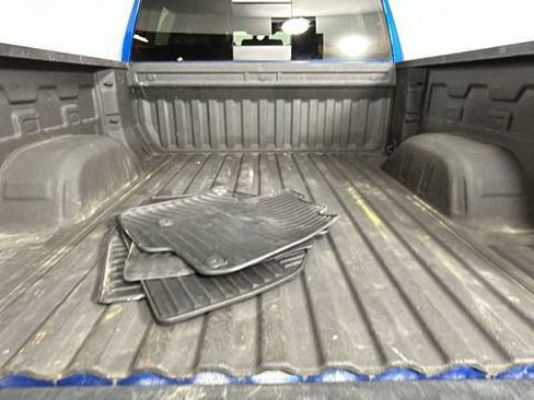 Used 2022 Chevrolet Silverado 1500 RST w/ Convenience Package II AWD/4WD image 28