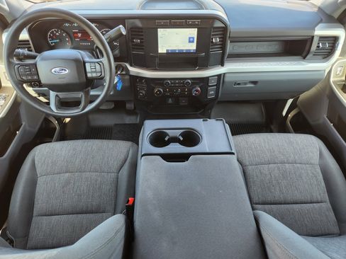 Used 2024 Ford F250 XL w/ STX Appearance Package AWD/4WD image 8