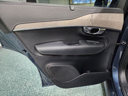 Used 2021 Volvo XC90 T8 Inscription image 22