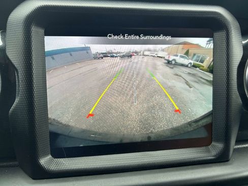 Certified 2022 Jeep Wrangler Unlimited Sahara image 34