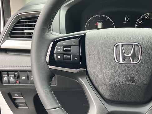 Certified 2026 Honda Odyssey EX-L image 21