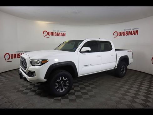Used 2022 Toyota Tacoma TRD Off-Road AWD/4WD image 5