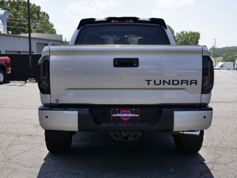 Used 2019 Toyota Tundra Limited w/ Limited Premium Package AWD/4WD image 8