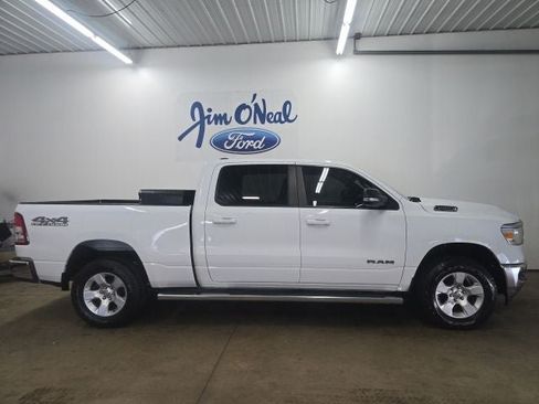 Used 2022 RAM 1500 Big Horn AWD/4WD image 2