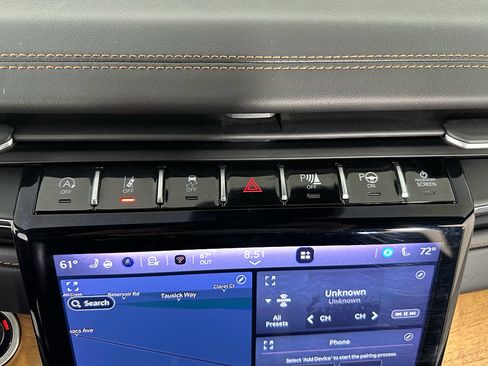 Used 2022 Jeep Grand Cherokee Summit AWD/4WD image 15