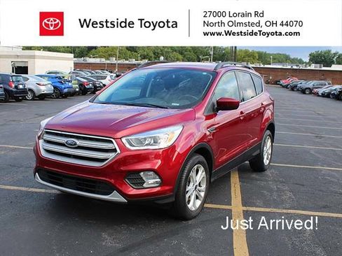 Used 2019 Ford Escape SEL FWD image 1