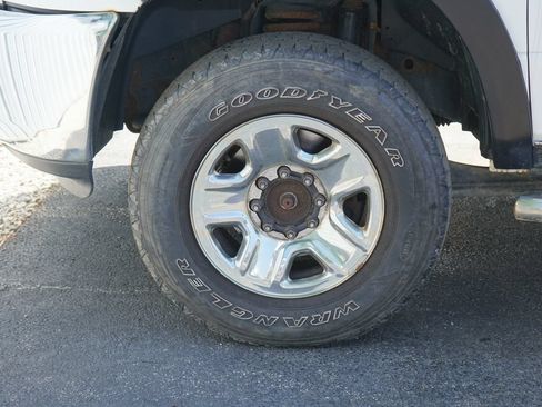 Used 2015 RAM 2500 Tradesman w/ Chrome Appearance Group AWD/4WD image 6