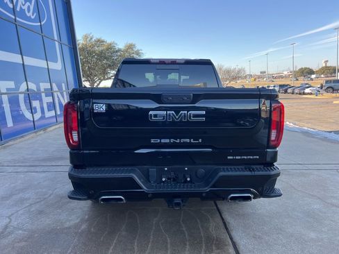 Used 2024 GMC Sierra 1500 Denali Ultimate image 8