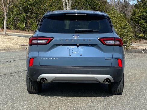 Certified 2025 Ford Escape Platinum w/ Premium Technology Package image 5