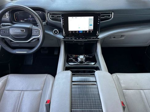 Certified 2024 Jeep Wagoneer Series II AWD/4WD image 13