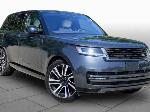 Used 2023 Land Rover Range Rover SE AWD/4WD image 3