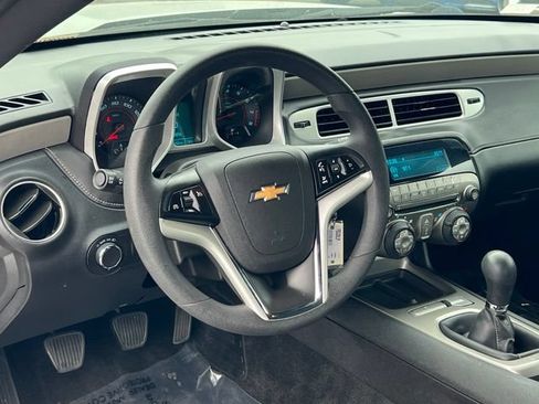 Used 2015 Chevrolet Camaro LS RWD image 13