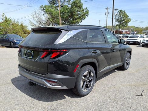 New 2025 Hyundai Tucson SEL image 3