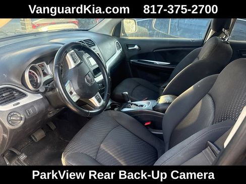 Used 2018 Dodge Journey SXT w/ Connectivity Group FWD image 5