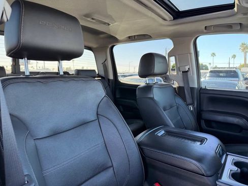 Used 2019 GMC Sierra 2500 Denali w/ Duramax Plus Package AWD/4WD image 27