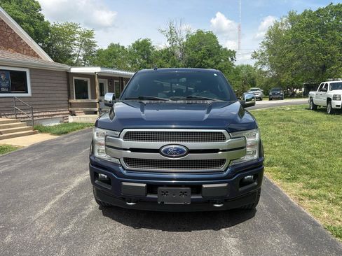 Used 2018 Ford F150 Platinum w/ Equipment Group 701A Luxury image 8