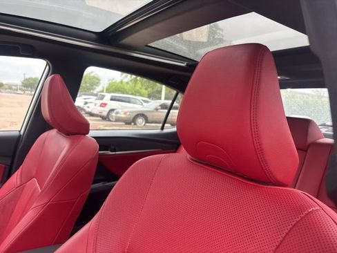 Used 2025 Toyota Camry XSE w/ Premium Plus Package image 9