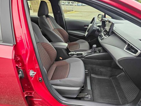 Used 2024 Toyota Corolla SE w/ SE Premium Package image 11
