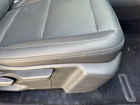 Certified 2024 Chevrolet Equinox EV LT image 22