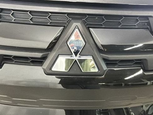 Used 2024 Mitsubishi Outlander Sport LE AWD/4WD image 8