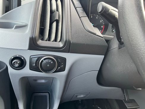 Used 2017 Ford Transit 350 XLT image 24