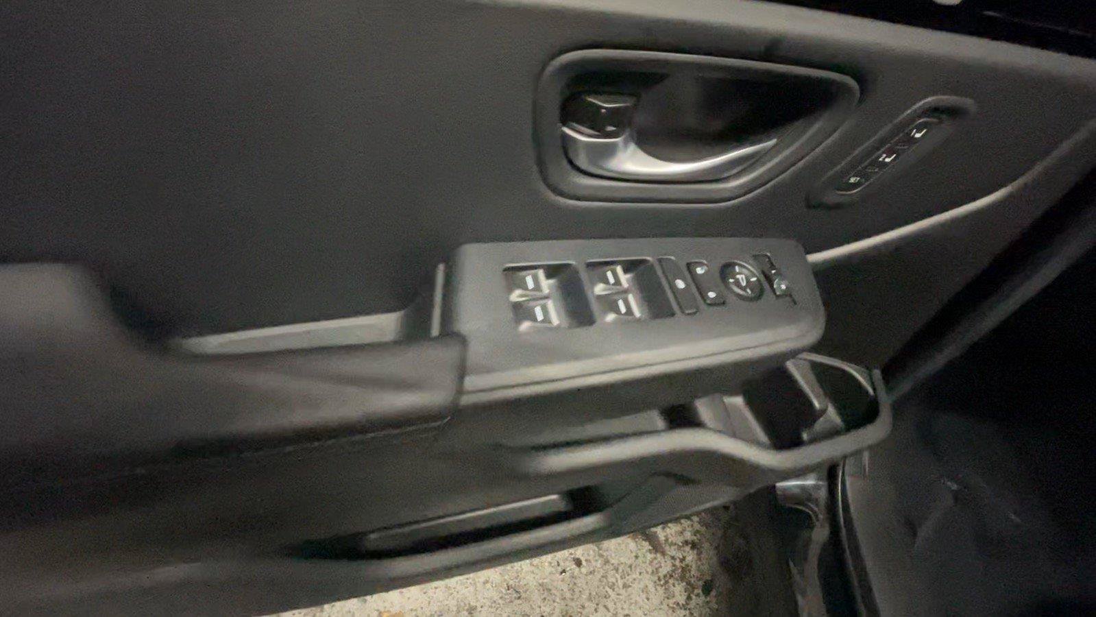 Certified 2025 Honda Pilot EX-L image 31
