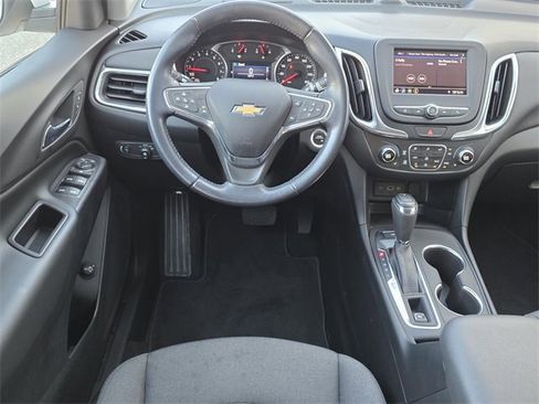 Used 2020 Chevrolet Equinox LT image 11