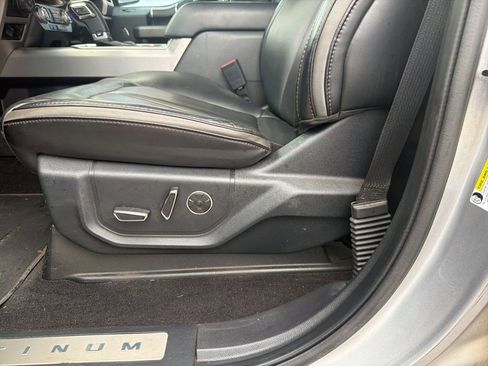 Used 2020 Ford F150 Platinum w/ Equipment Group 701A Luxury AWD/4WD image 10