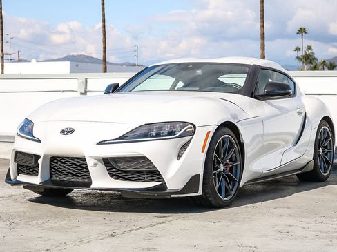Used 2024 Toyota Supra image 4