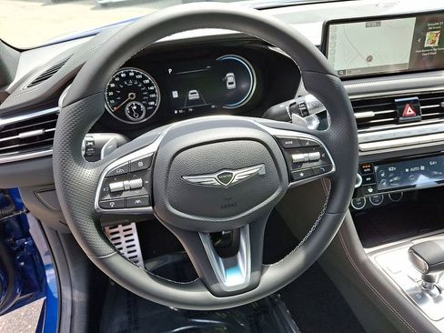 Used 2025 Genesis G70 2.5T w/ Sport Prestige Package image 17