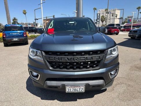 Used 2019 Chevrolet Colorado Z71 AWD/4WD image 2